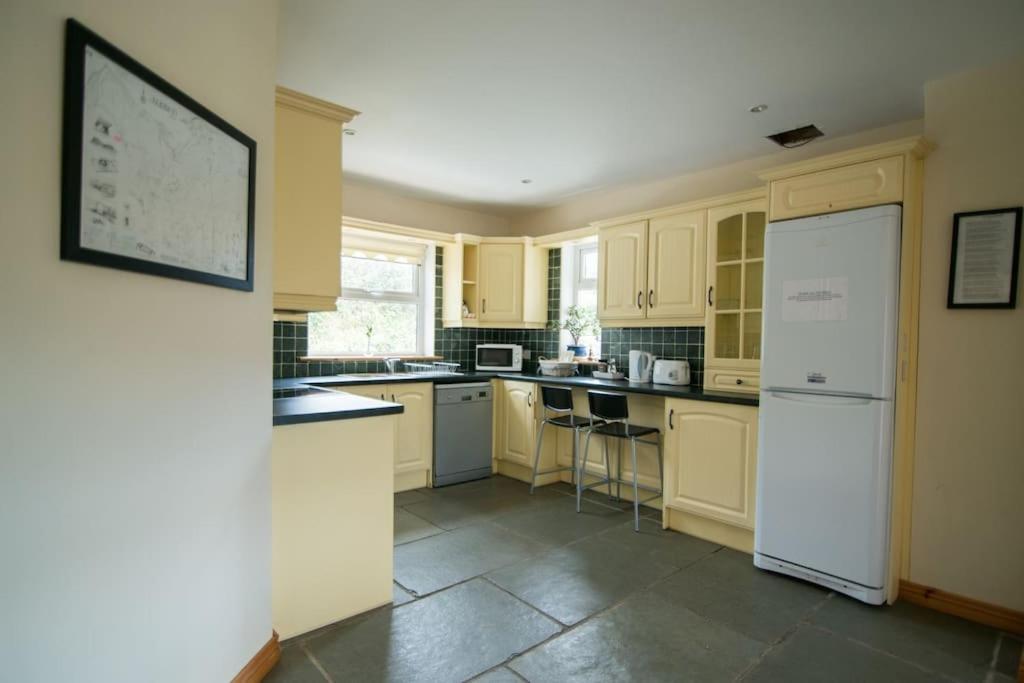 *Spacious Irish Cottage* Fanore Exterior photo